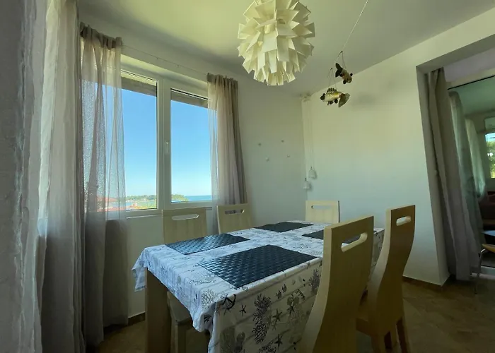 Apartment Caprice In Lozenec Kiten (Burgas)