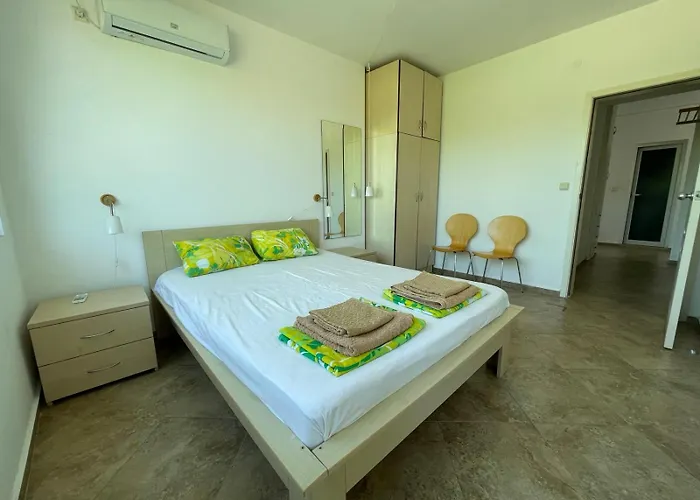 Caprice In Lozenec Apartment