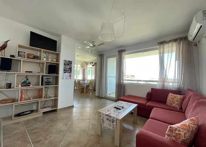 Caprice In Lozenec * Kiten (Burgas)