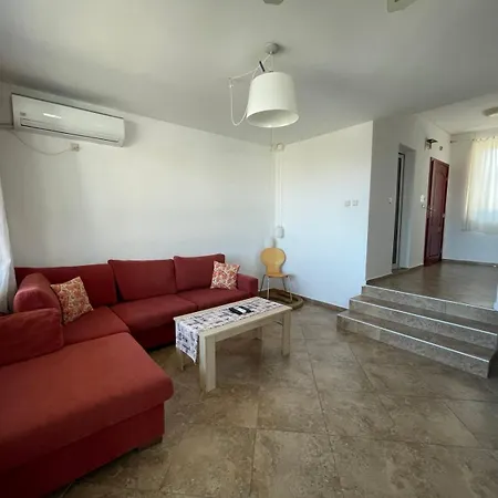 Apartment Caprice In Lozenec *