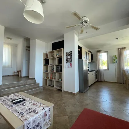 Apartment Caprice In Lozenec *