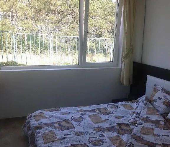 Caprice In Lozenec Kiten (Burgas)